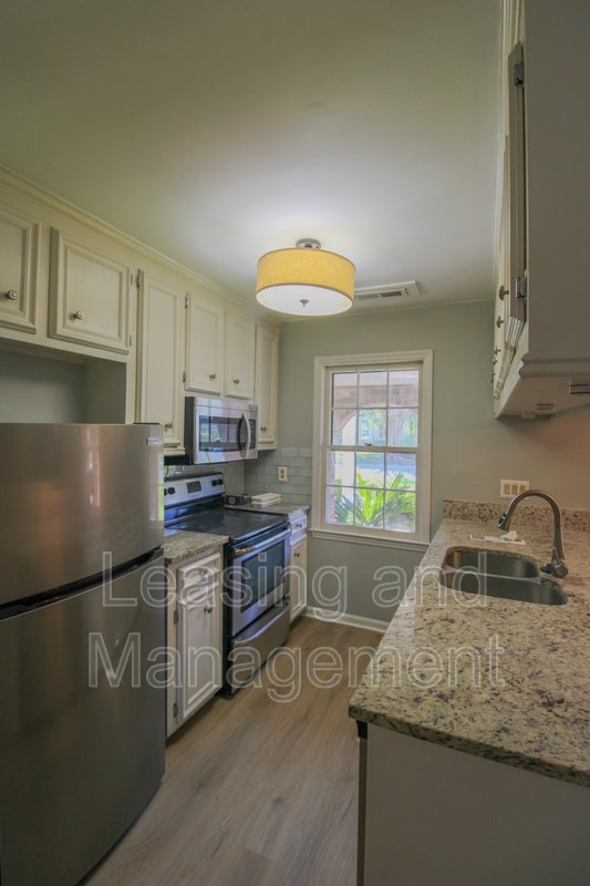 Photo - 679 Williamson Dr