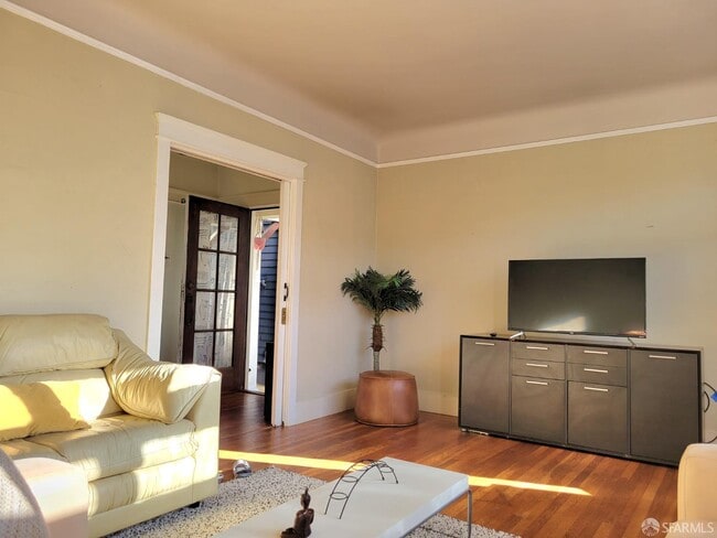 Photo - 120 21st Ave