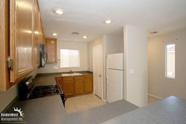 Photo - Charming 3Bdm 2.5Ba Home in Las Vegas