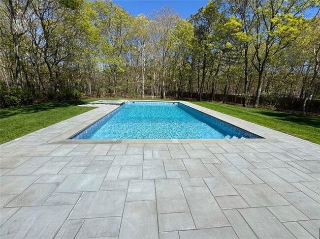 Photo - 4 Aerie Way