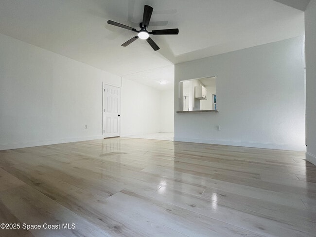 Photo - 150 Roosevelt St