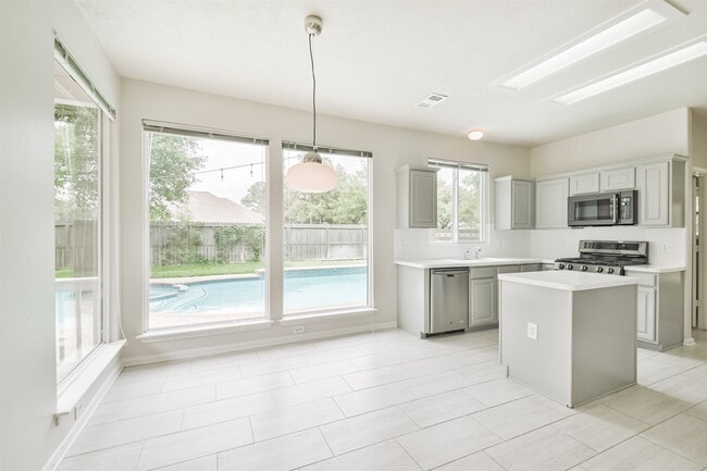 Photo - 10239 Sable Trail Ln