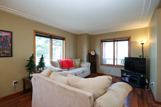 Photo - 624 19th Ave NE