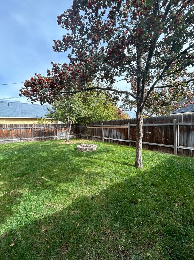 Photo - 4220 W Grover St Unidad 307