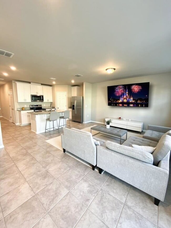 Photo - Delightful 3-Bedroom Townhouse in Union Square. Airy, Light-Filled & Move-In Ready. Unit Union Square