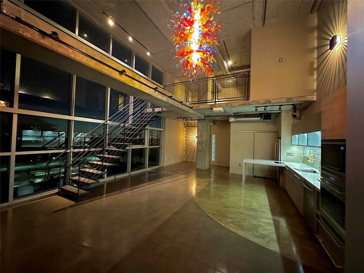 Photo - 2000 Bagby St Unit 11442
