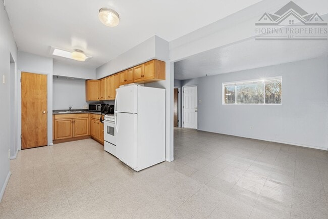 Building Photo - 1501 Pso De La Conquistadora Unit C