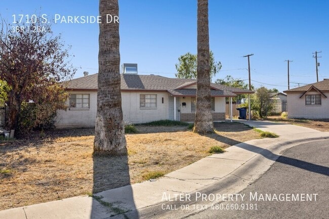 Photo - 1710 S Parkside Dr