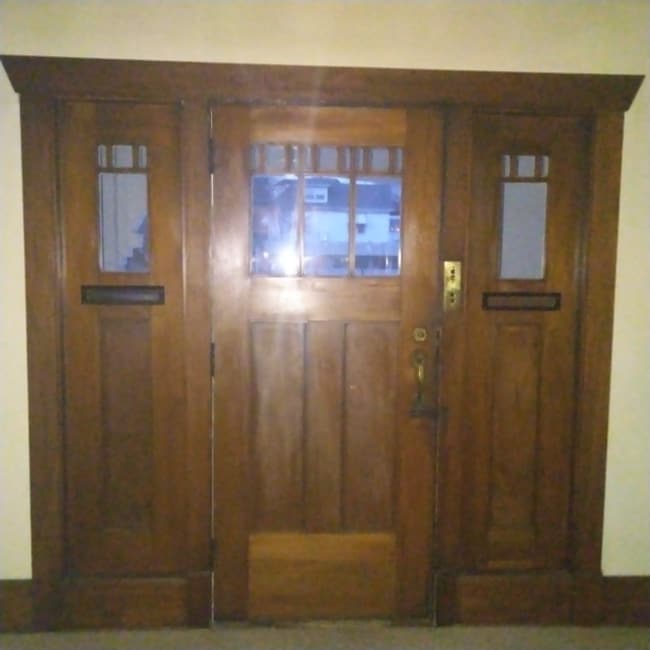 Photo - 467 W William St