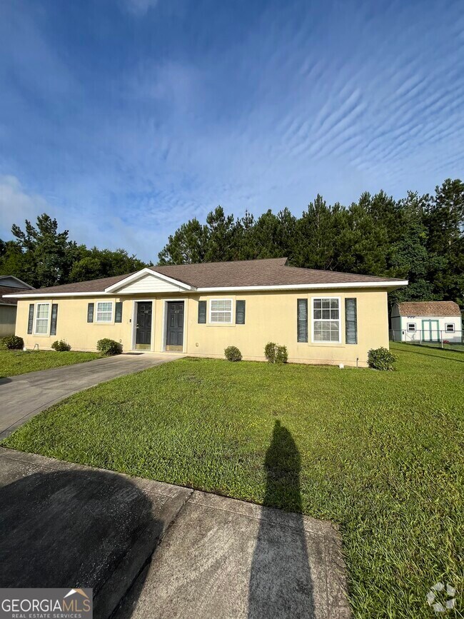 Building Photo - 408 E Lawnwood Ave Rental