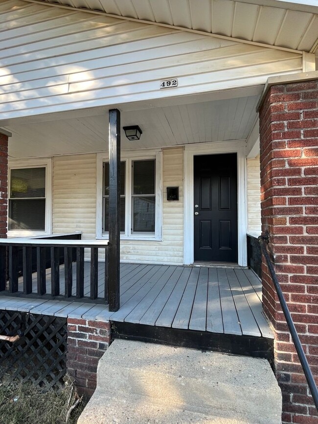 Photo - 490-492 E Jenkins Ave Unidad 492