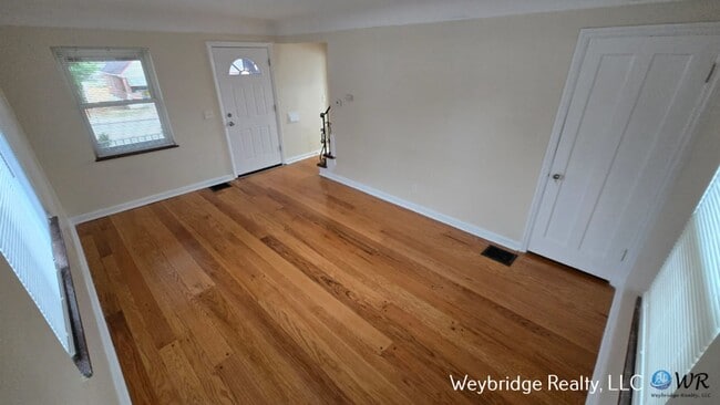Photo - Cozy 2BD 1BTH Cape Cod in College Hill