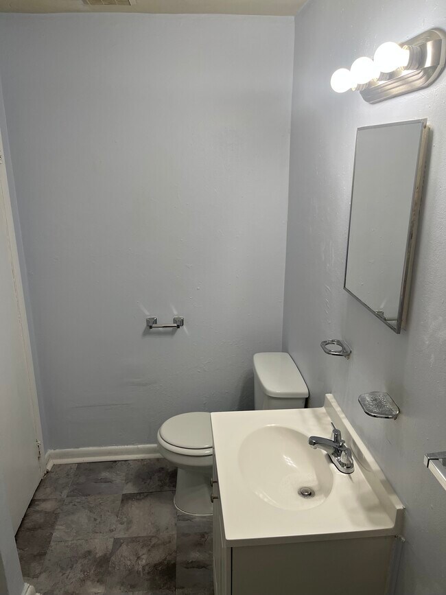 2007 Mclain Street Apartment For Rent in Chesapeake, VA