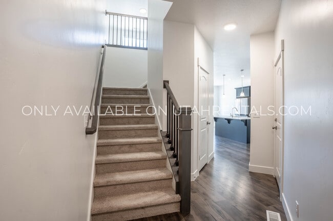 Photo - 4152 W 2010 N