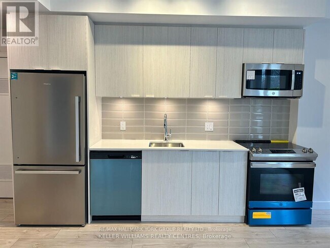 Photo - 174 Clonmore Dr Unit 2