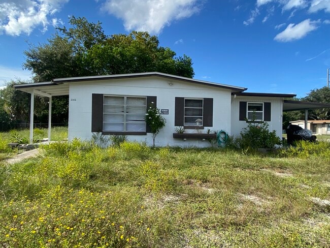 Building Photo - 2302 Greenwood St Rental