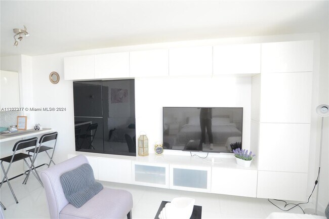 Photo - 100 Lincoln Rd Unit 1605