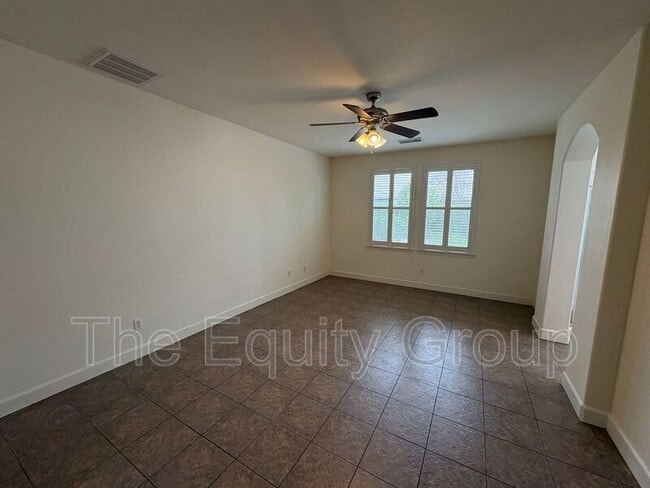 Photo - 144 E Reese Ave