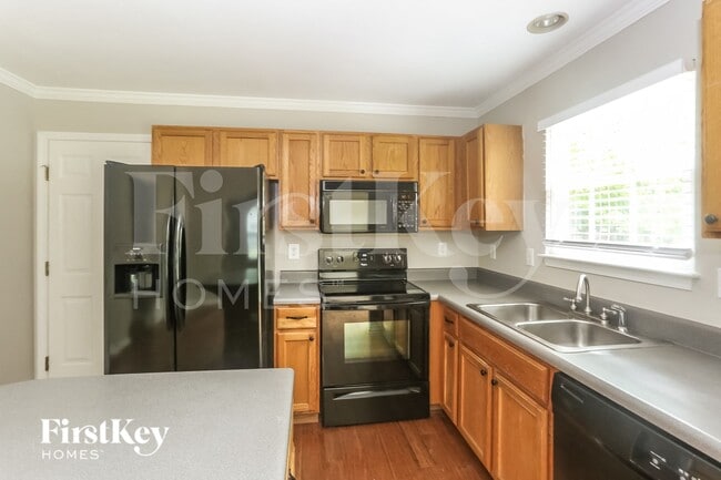 Photo - 5841 Branthurst Dr