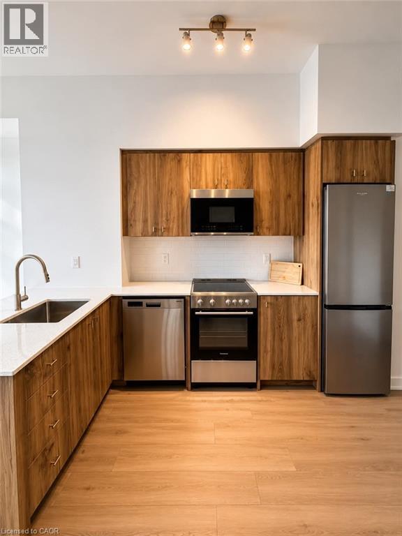 Photo - 25 Wellington St S Unit 2204