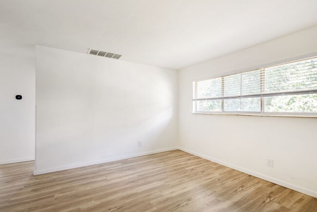 Kingston Apartments
