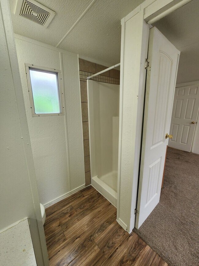 Photo - 4/2 mobile home in Hoover Valley