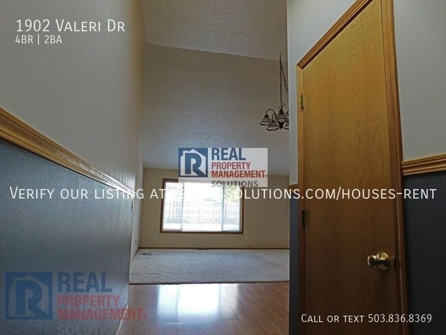 Photo - 1902 Valeri Dr