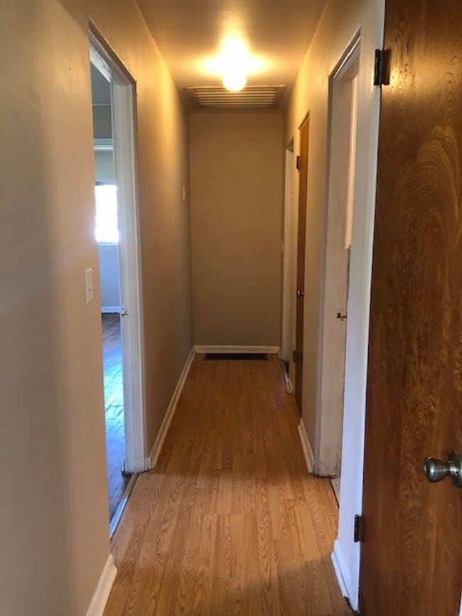 Photo - 4 Bed 1 Bath Home | Pet Friendly | Washer ...