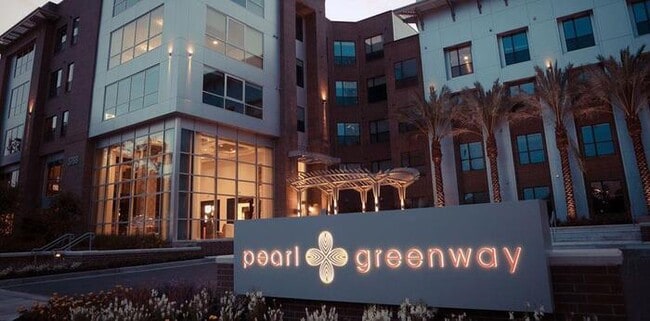 Photo - 3788 Richmond Ave. Unidad c6