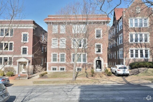 Building Photo - 6321 Southwood Ave Unit 4 Rental