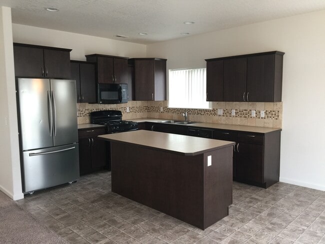 Photo - 1449 SW Sagebrush Ln