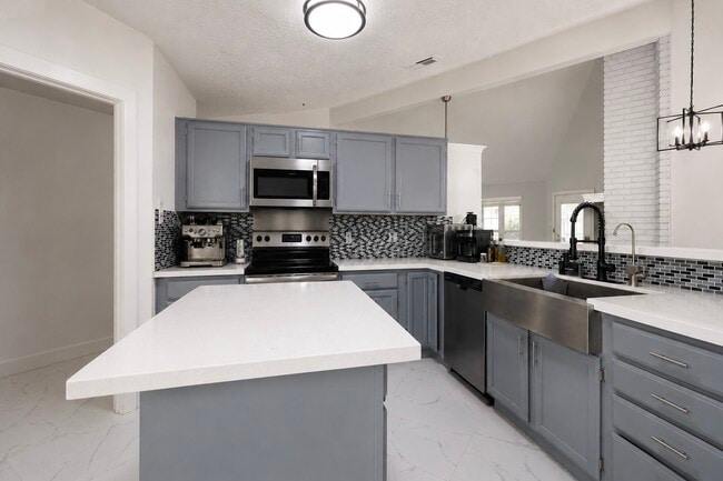 Photo - 16814 Square Rigger Ln