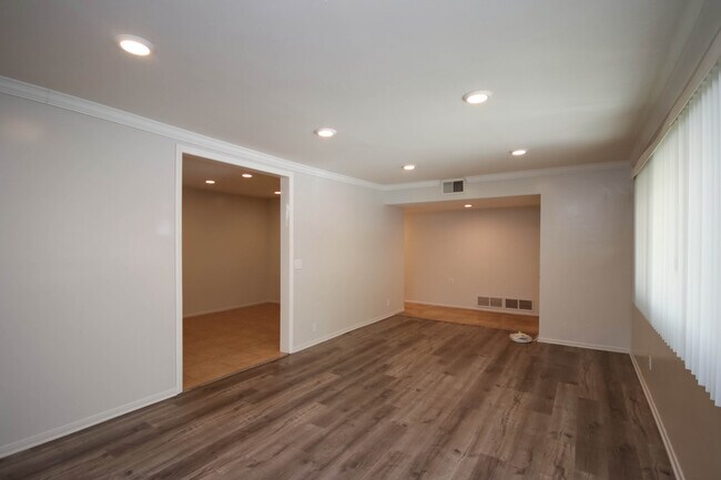 Photo - 241 S Hudson Ave