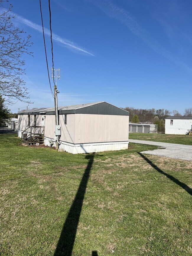 Photo - 658 Old Tellico Hwy N