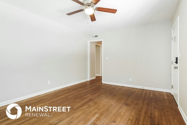 Photo - 690 Brooksdale Dr