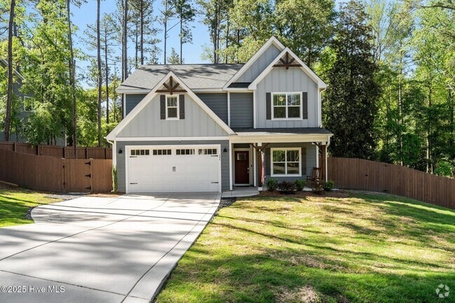 Building Photo - 594 E L Ives Dr Rental