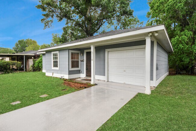 Photo - 5118 Ditmas Ln