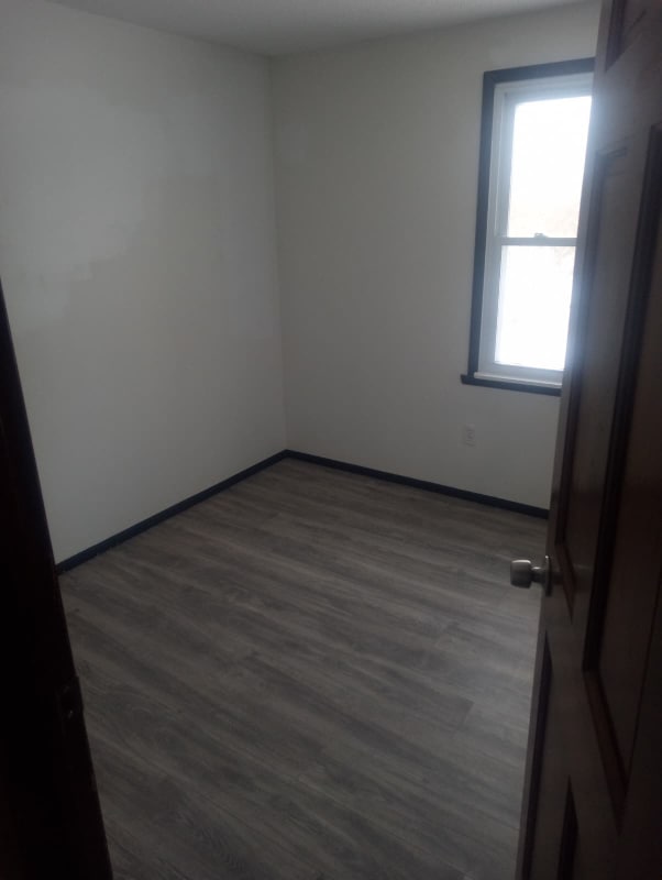 Photo - 6614 Royal Pkwy S