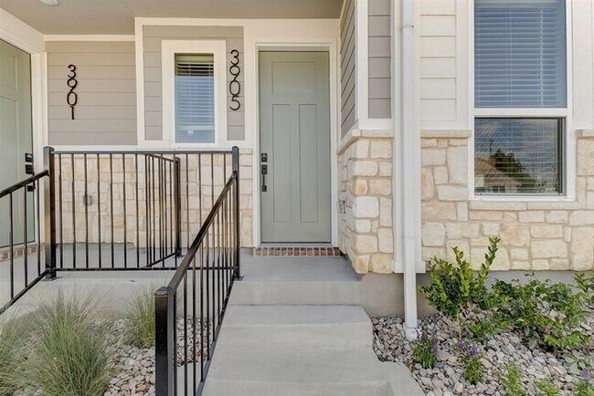 Photo - 4609 Colosseum Wy