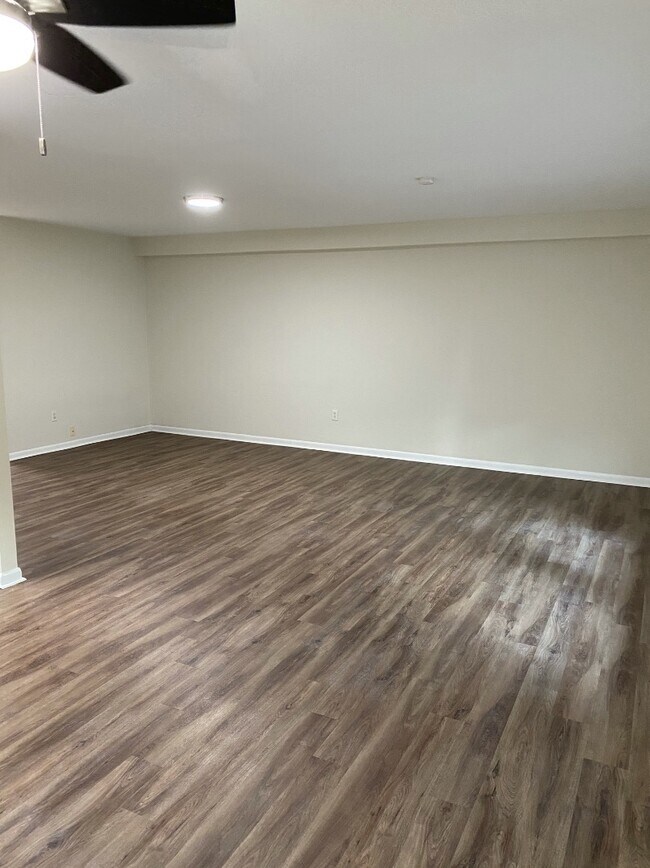 Photo - 125 Montgomery Ave