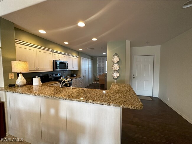 Photo - 9100 Southmont Cove Unit 206
