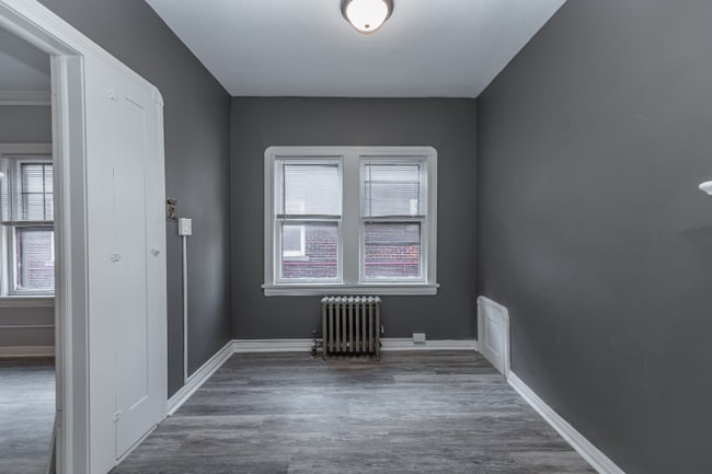 Photo - 1389-1393 Geil Ave