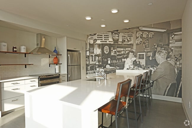 Amenity Room