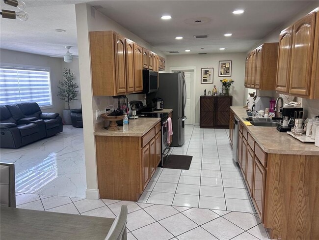 Photo - 3004 W Robson St