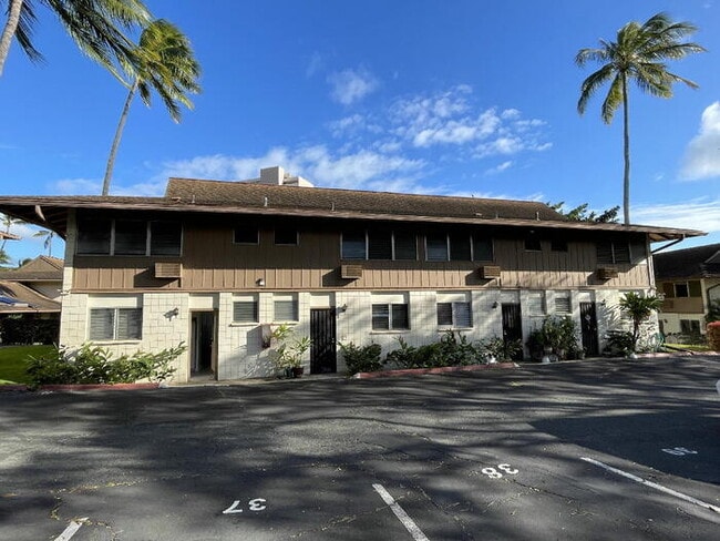 TROPIC GARDENS 2/2/1 split-level, end unit... - TROPIC GARDENS 2/2/1 split-level, end unit... Townhome