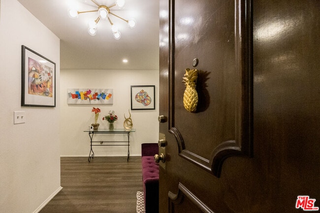 Photo - 17711 Margate St Unidad 211