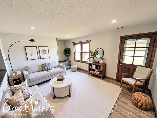 Photo - Beautiful 2 Bedroom 1 Bathroom now availab...
