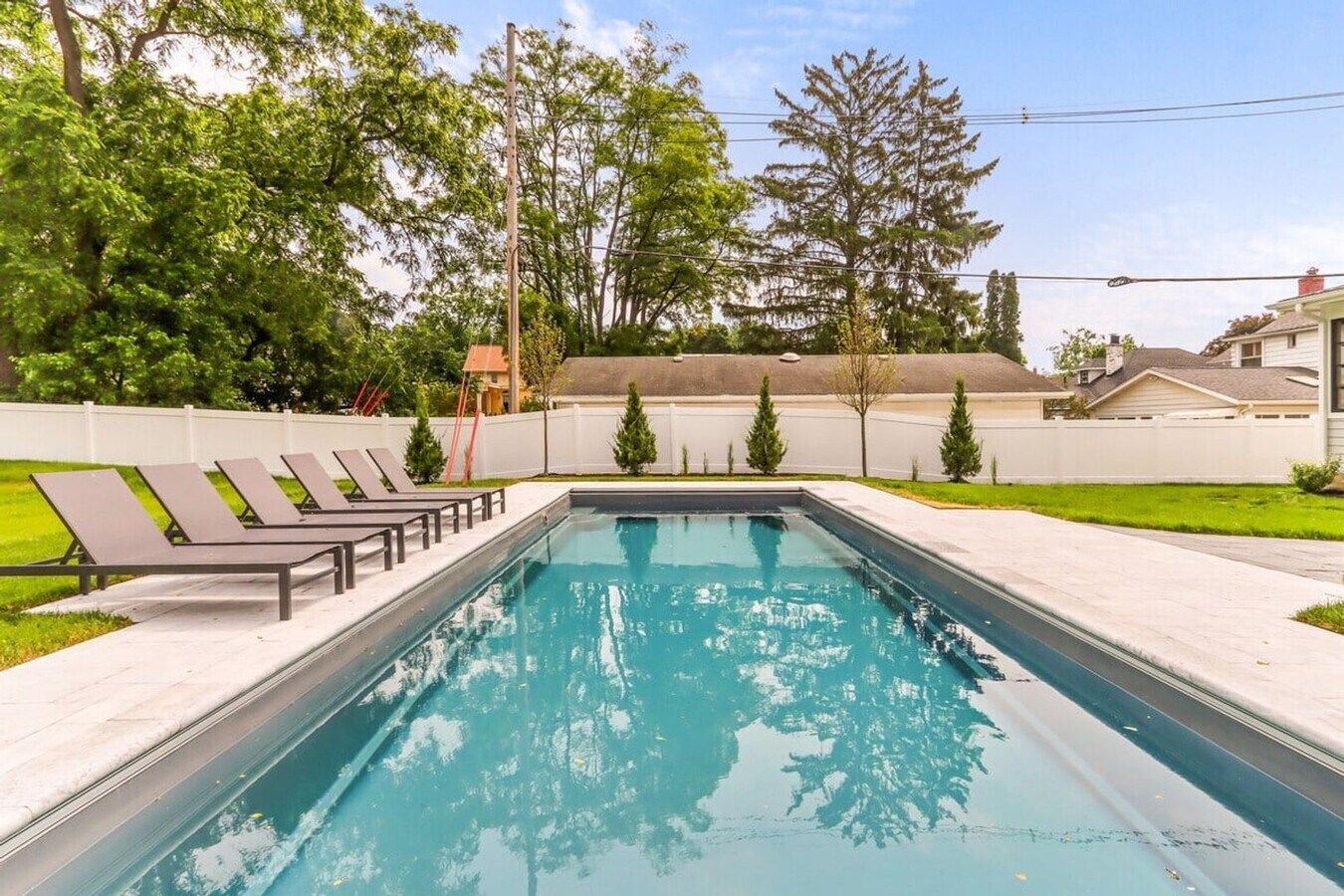Photo - Downtown Lake Geneva Furnished Home with P...
