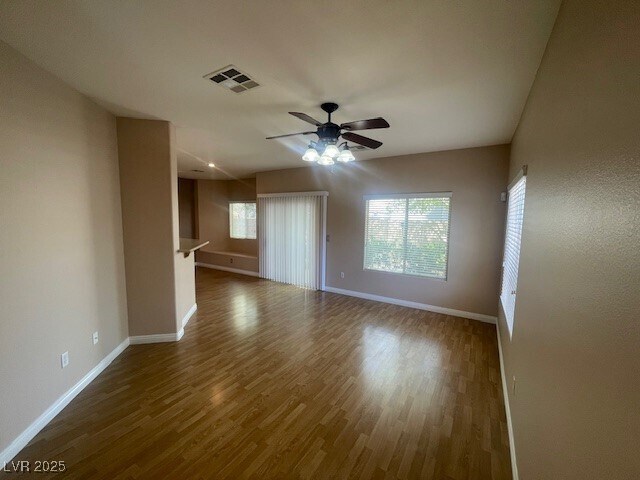 Photo - 221 Reassuring Ct Casa Adosada