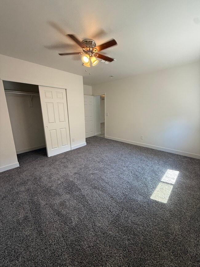 Photo - 2828 E Chipman Rd Unidad 1